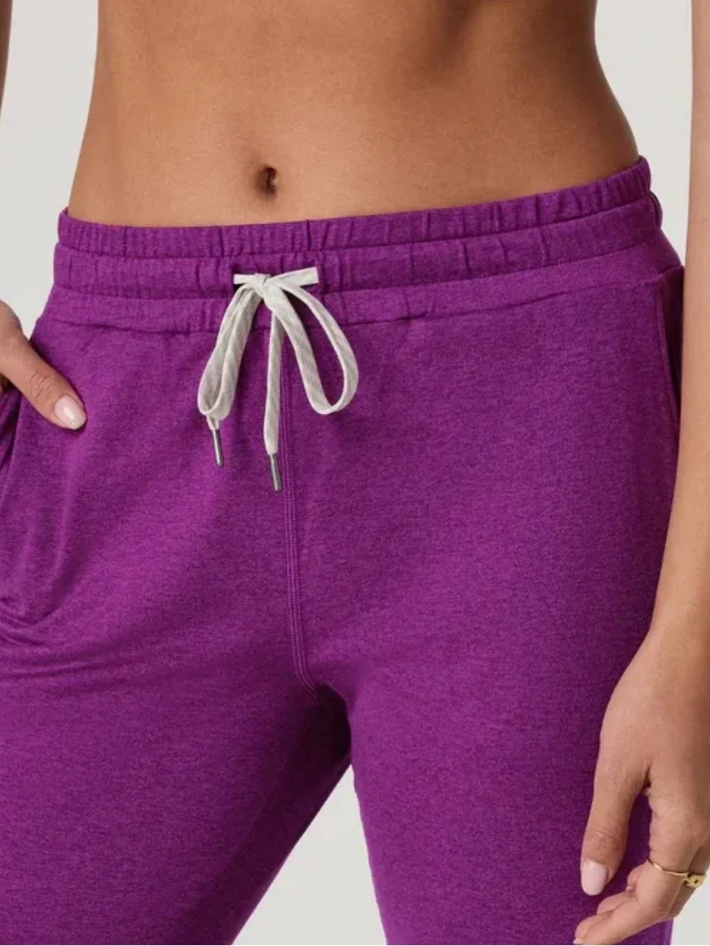 Vuori meet pants